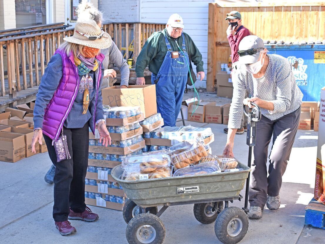 Volunteers serve about 900 people